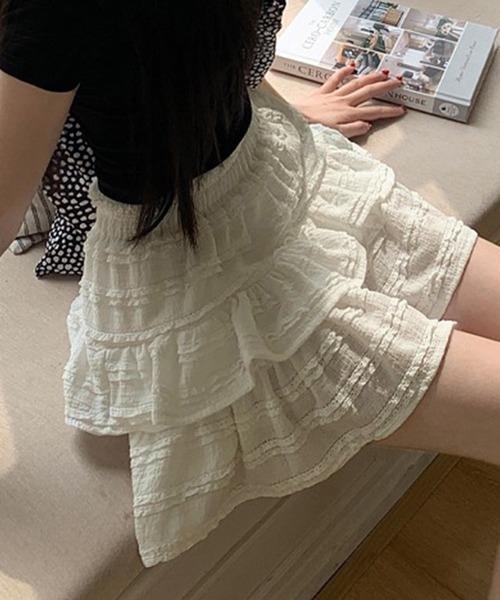 SpRay(スプレイ)の「【着るだけ可愛い】スタイルUPも叶うティアードミニスカート(スカート・レディース・アイボリー/ホワイト/ブラック・FREE)」の1枚目の写真