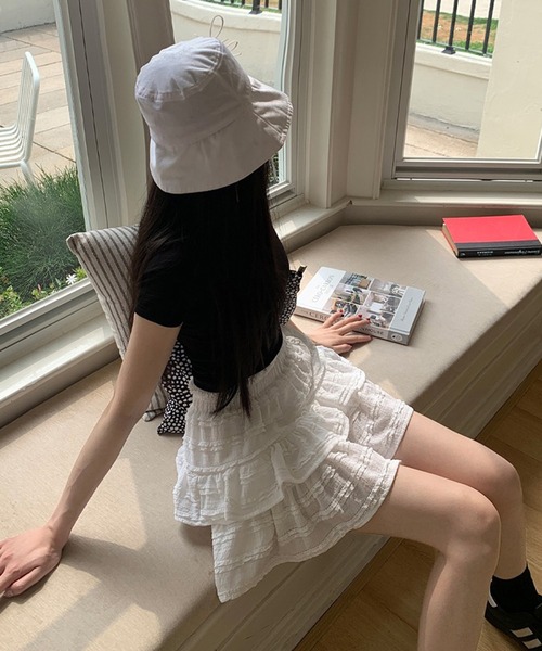 SpRay(スプレイ)の「【着るだけ可愛い】スタイルUPも叶うティアードミニスカート(スカート・レディース・アイボリー/ホワイト/ブラック・FREE)」の22枚目の写真