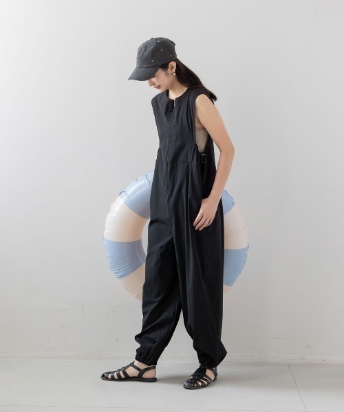 フェリシモMama(フェリシモママ)の「Moredde UVカット&撥水 ラッシュガードオールインワン(ラッシュガード・レディース・ブラック/ベージュ・M/L/LL)」の12枚目の写真