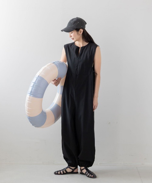 フェリシモMama(フェリシモママ)の「Moredde UVカット&撥水 ラッシュガードオールインワン(ラッシュガード・レディース・ブラック/ベージュ・M/L/LL)」の14枚目の写真
