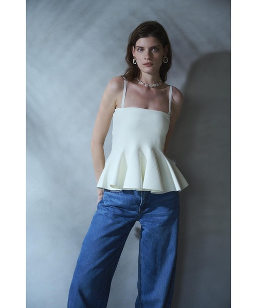 Estella.K(エステラケー)の「Raisa Knit Top ベアニットペプラムニットTOP(その他トップス・レディース・ホワイト/ブラック/レッド/ピンク/イエロー・FREE)」の8枚目の写真