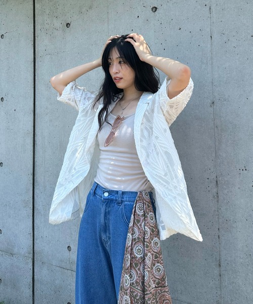 AS KNOW AS plus（アズノゥアズプラス）の「♪アソートデザイン 半袖テーラードジャケット（シアージャガード、シワサテン、ストライプ）（テーラードジャケット・レディース・チャコールグレー/アイボリー系/アイボリー・FREE）」の5枚目の写真