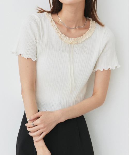 ad thie(アドティエ)の「ネックリボン リブニットトップス(Tシャツ/カットソー・レディース・オフホワイト/ブラック・FREE)」の15枚目の写真