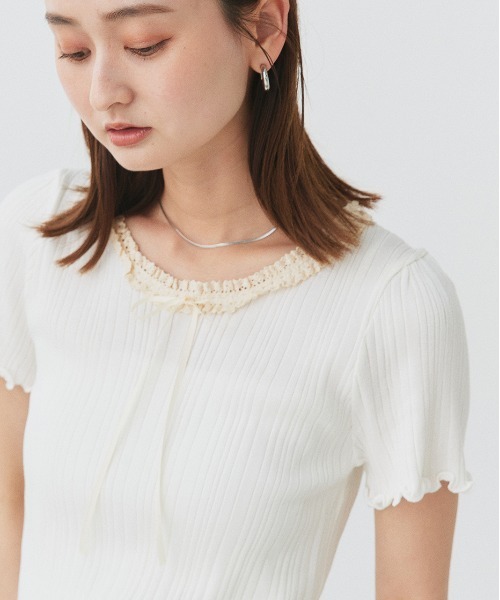 ad thie(アドティエ)の「ネックリボン リブニットトップス(Tシャツ/カットソー・レディース・オフホワイト/ブラック・FREE)」の16枚目の写真