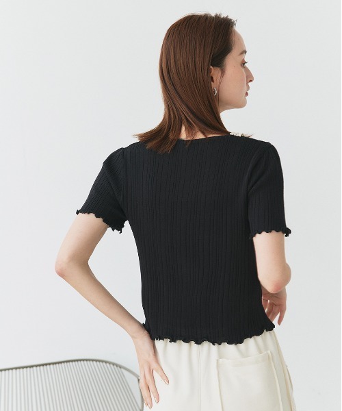 ad thie(アドティエ)の「ネックリボン リブニットトップス(Tシャツ/カットソー・レディース・オフホワイト/ブラック・FREE)」の6枚目の写真