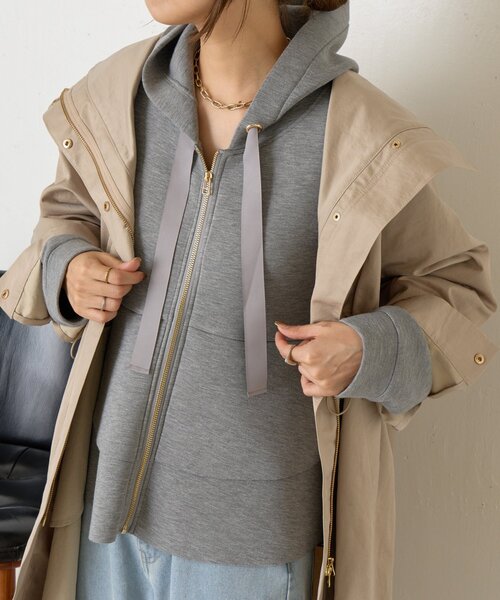 Jena espace merveilleux(ジェナ エスパスメルヴェイユ)の「【新色登場!】フリル切替パーカー(パーカー・レディース・グレー/ネイビー/アイボリー・FREE)」の10枚目の写真