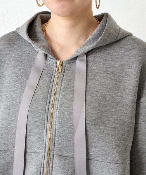 Jena espace merveilleux(ジェナ エスパスメルヴェイユ)の「【新色登場!】フリル切替パーカー(パーカー・レディース・グレー/ネイビー/アイボリー・FREE)」の13枚目の写真