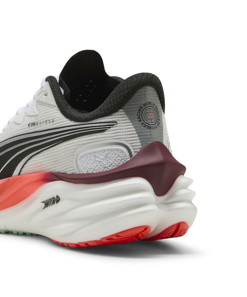 PUMA(プーマ)の「PUMA プーマ ウィメンズ PUMA x HYROX ヴェロシティ ニトロ 4 ランニングシュー(スニーカー・レディース・ホワイト系その他・24.5cm/25.0cm/24.0cm/23.0cm/23.5cm/25.5cm/22.5cm)」の11枚目の写真