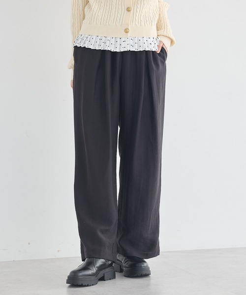 earth music&ecology（アースミュージックアンドエコロジー）の「リラックスタックパンツ（その他パンツ・レディース・チャコールグレー/ブラック/ブラウン・FREE）」の4枚目の写真