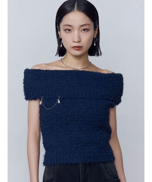 EMODA(エモダ)の「カールシャギーパールニットタンクトップ(ニット/セーター・レディース・ネイビー/レッド/ブラック・FREE)」の13枚目の写真