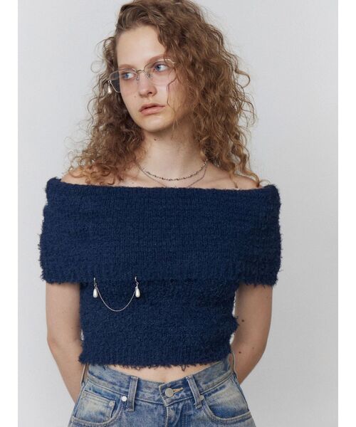 EMODA(エモダ)の「カールシャギーパールニットタンクトップ(ニット/セーター・レディース・ネイビー/レッド/ブラック・FREE)」の17枚目の写真