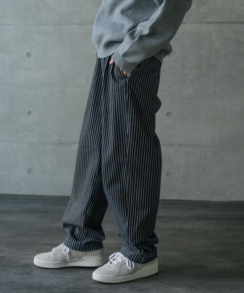 RATTLE TRAP(ラトルトラップ)の「ストレッチヒッコリーワンタックワイドテーパードパンツ(その他パンツ・メンズ・ブラック/ネイビー・M/L)」の8枚目の写真