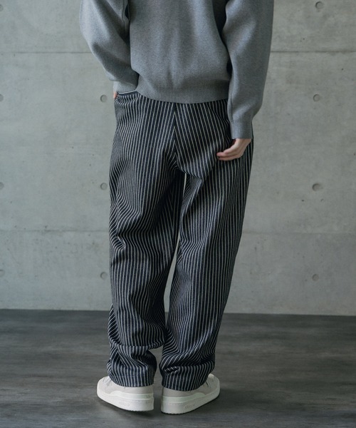 RATTLE TRAP(ラトルトラップ)の「ストレッチヒッコリーワンタックワイドテーパードパンツ(その他パンツ・メンズ・ブラック/ネイビー・M/L)」の9枚目の写真