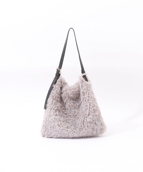 NOLLEY’S(ノーリーズ)の「フェイクファーショルダーバッグ(ショルダーバッグ・レディース・グレイッシュベージュ/ブラウン・FREE)」の19枚目の写真