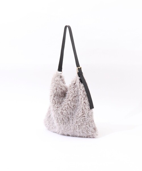 NOLLEY’S(ノーリーズ)の「フェイクファーショルダーバッグ(ショルダーバッグ・レディース・グレイッシュベージュ/ブラウン・FREE)」の21枚目の写真