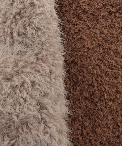 NOLLEY’S(ノーリーズ)の「フェイクファーショルダーバッグ(ショルダーバッグ・レディース・グレイッシュベージュ/ブラウン・FREE)」の10枚目の写真