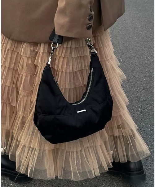 DEVICE(デバイス)の「ラウンド メタルパーツ 2WAY ハンドバッグ(ハンドバッグ・レディース・ブラック・FREE)」の7枚目の写真