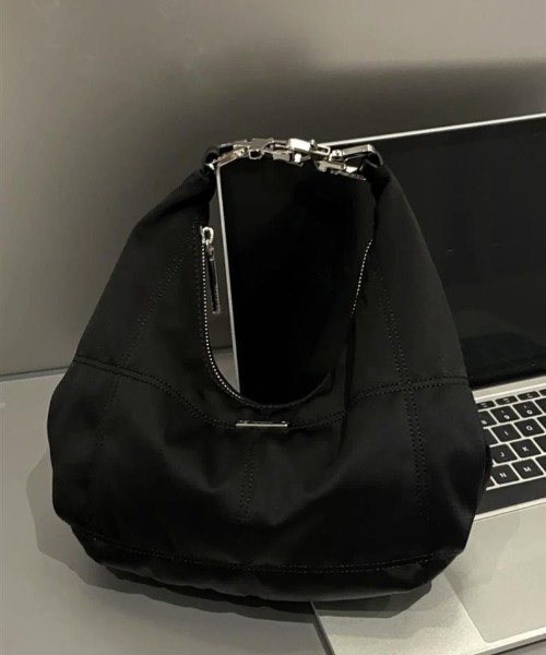 DEVICE(デバイス)の「ラウンド メタルパーツ 2WAY ハンドバッグ(ハンドバッグ・レディース・ブラック・FREE)」の20枚目の写真