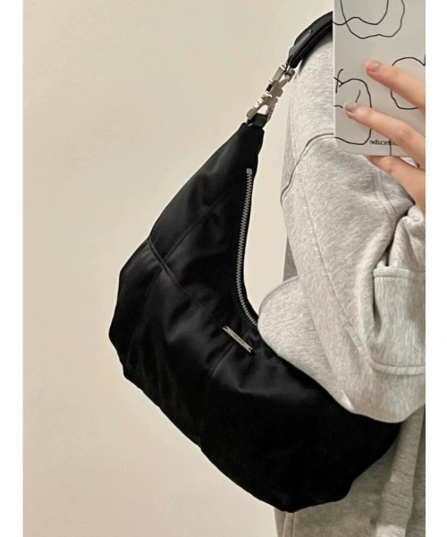 DEVICE(デバイス)の「ラウンド メタルパーツ 2WAY ハンドバッグ(ハンドバッグ・レディース・ブラック・FREE)」の13枚目の写真