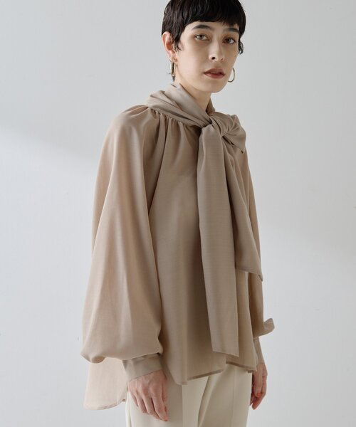 Whim Gazette ボウブラウス美品 Whim Gazette(ウィム ガゼット)のシルクローンボウタイブラウス