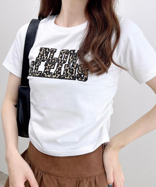 INGNI(イング)の「サイドギャザー貼付ロゴTシャツ(Tシャツ/カットソー・レディース・ホワイト系その他7/ブラック系その他3/ホワイト系1/ブラック系・M)」の3枚目の写真