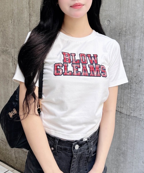 INGNI(イング)の「サイドギャザー貼付ロゴTシャツ(Tシャツ/カットソー・レディース・ホワイト系その他7/ブラック系その他3/ホワイト系1/ブラック系・M)」の5枚目の写真