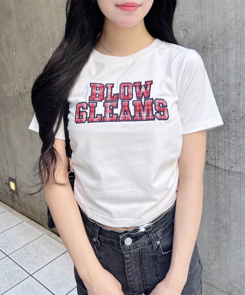 INGNI(イング)の「サイドギャザー貼付ロゴTシャツ(Tシャツ/カットソー・レディース・ホワイト系その他7/ブラック系その他3/ホワイト系1/ブラック系・M)」の6枚目の写真