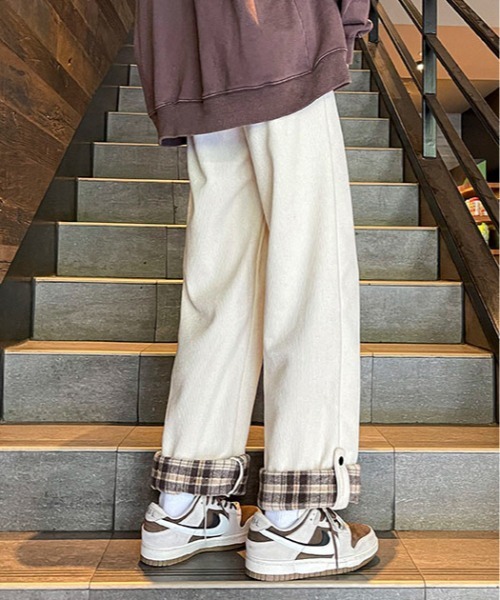 link lot(リンクロット)の「折り返しチェック柄 コーデュロイ イージーワイドパンツ(チノパンツ・メンズ・ホワイト/ブラウン/ブラック・M)」の9枚目の写真