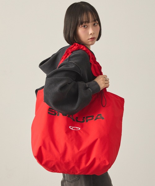 Snap club】ドローコードギャザーハンドルロゴプリントトートバッグ