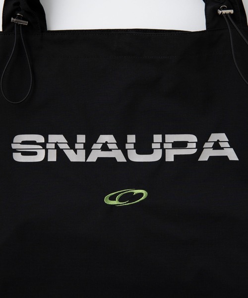 Snap club（スナップクラブ）の「【Snap club】ドローコードギャザーハンドルロゴプリントトートバッグ（トートバッグ・レディース・レッド/オフホワイト/ブラック/ネイビー・FREE）」の6枚目の写真