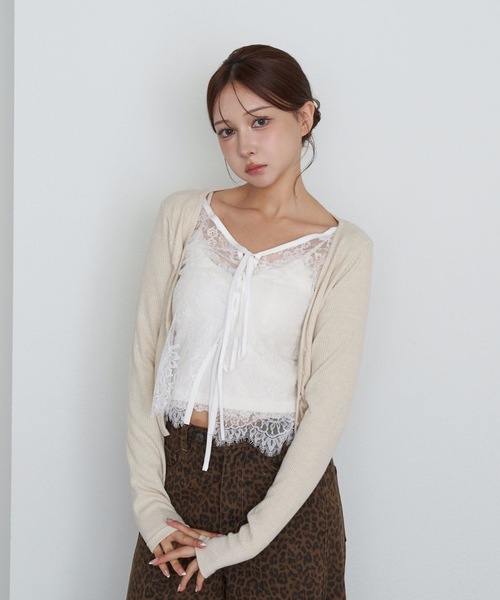 RAY CASSIN（レイカズン）の「レイヤードレースカーディガン（カーディガン/ボレロ・レディース・ベージュ/レッド/ブラック/グレー・FREE）」の3枚目の写真