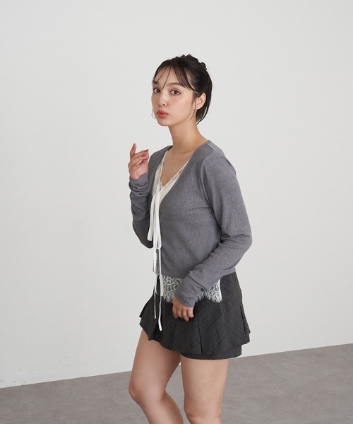 RAY CASSIN（レイカズン）の「レイヤードレースカーディガン（カーディガン/ボレロ・レディース・ベージュ/レッド/ブラック/グレー・FREE）」の17枚目の写真