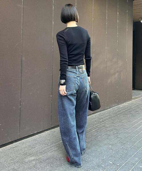 Levi's(リーバイス)の「Levi’s/リーバイス SLOBE別注 BAGGY DAD BARREL デニムパンツ(デニムパンツ・レディース・ブルー・23cm/24cm/25cm/26cm/27cm/28cm)」の9枚目の写真