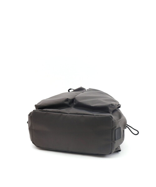 COOCO（クーコ）の「撥水ビッグポケット巾着リュック／Ａ４対応（バックパック/リュック・レディース・ブラック/ブラウン/グレー・FREE）」の18枚目の写真