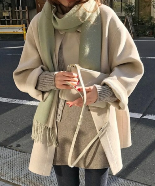 cammie(キャミー)の「ウールタッチステンカラーミドルコート(チェスターコート・レディース・ベージュ/ライトベージュ/ブラック・L/M)」の17枚目の写真