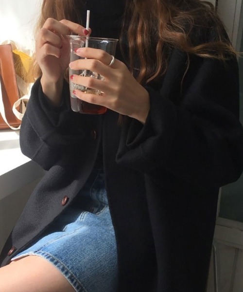 cammie(キャミー)の「ウールタッチステンカラーミドルコート(チェスターコート・レディース・ベージュ/ライトベージュ/ブラック・L/M)」の6枚目の写真