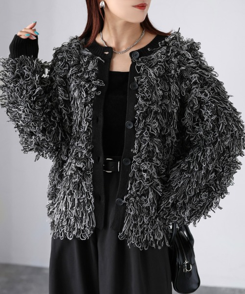 Riberry(リベリー)の「前後2WAYループヤーンニットカーディガン(カーディガン/ボレロ・レディース・ベージュ/ブラック/オフホワイト・FREE)」の2枚目の写真