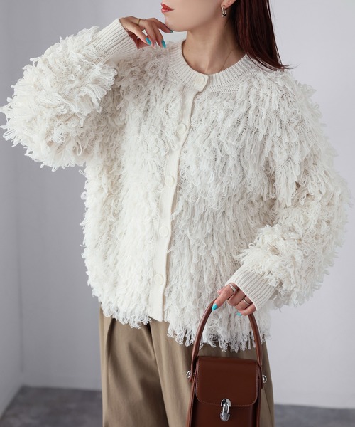 Riberry(リベリー)の「前後2WAYループヤーンニットカーディガン(カーディガン/ボレロ・レディース・ベージュ/ブラック/オフホワイト・FREE)」の20枚目の写真