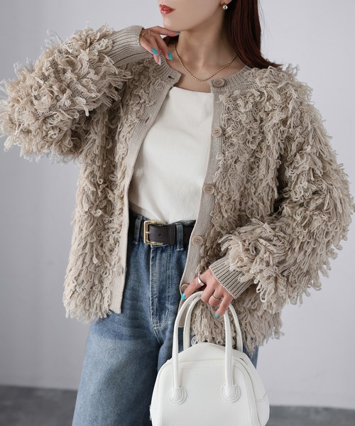 Riberry(リベリー)の「前後2WAYループヤーンニットカーディガン(カーディガン/ボレロ・レディース・ベージュ/ブラック/オフホワイト・FREE)」の11枚目の写真