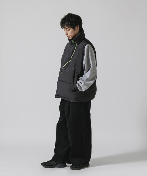 FACETASM(ファセッタズム)の「FACETASM/ファセッタズム FLOWING DOWN VEST ダウンベスト(ダウンベスト・メンズ・ブラック・5/4/3)」の11枚目の写真