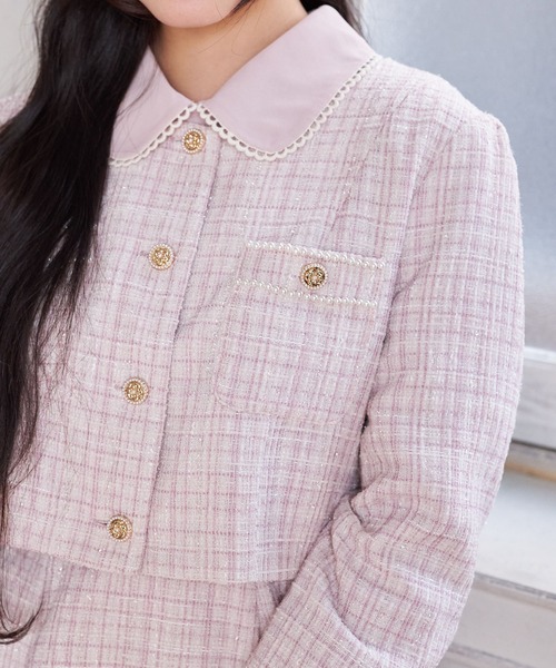 Suyunn(スユン)の「袖口りぼん&チュールフリル付きラメツイードノーカラージャケット(ノーカラージャケット・レディース・ピンク/ブルー・M)」の10枚目の写真