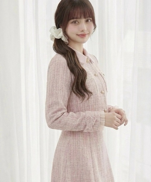 Suyunn(スユン)の「袖口りぼん&チュールフリル付きラメツイードノーカラージャケット(ノーカラージャケット・レディース・ピンク/ブルー・M)」の20枚目の写真