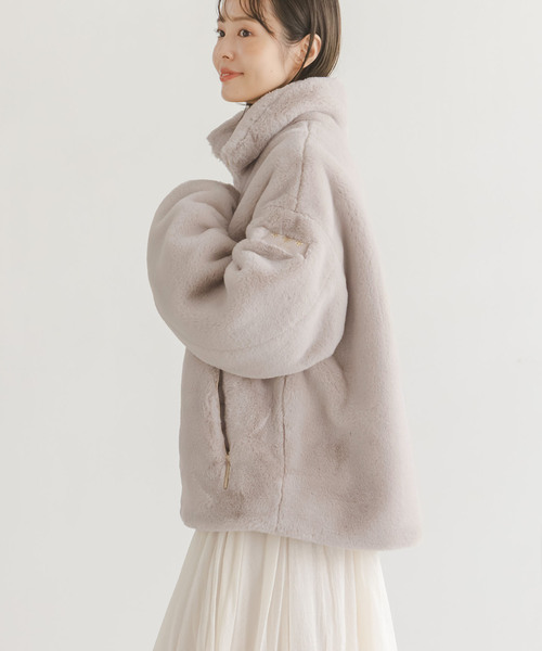 ★三連休限定価格★TATRAS ホワイト 白 バルブラ 01 BARBRA タトラス TATRAS TATRAS ジャケット BARBRA バルブラ ボア スタンド