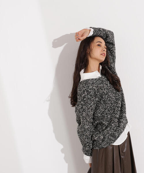 N.（N. Natural Beauty Basic）（エヌエヌナチュラルビューティーベーシック）の「メランジVネックニット（ニット/セーター・レディース・イエロー系その他/グレー系その他/ブラック系その他・MEDIUM）」の10枚目の写真