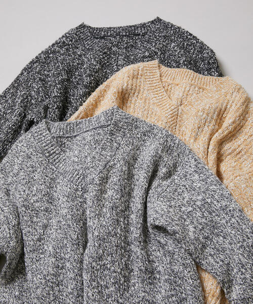 N.（N. Natural Beauty Basic）（エヌエヌナチュラルビューティーベーシック）の「メランジVネックニット（ニット/セーター・レディース・イエロー系その他/グレー系その他/ブラック系その他・MEDIUM）」の4枚目の写真