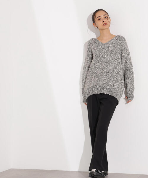 N.（N. Natural Beauty Basic）（エヌエヌナチュラルビューティーベーシック）の「メランジVネックニット（ニット/セーター・レディース・イエロー系その他/グレー系その他/ブラック系その他・MEDIUM）」の21枚目の写真