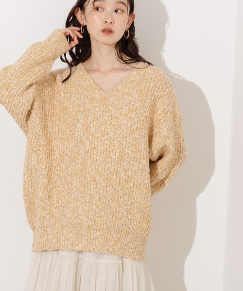 N.（N. Natural Beauty Basic）（エヌエヌナチュラルビューティーベーシック）の「メランジVネックニット（ニット/セーター・レディース・イエロー系その他/グレー系その他/ブラック系その他・MEDIUM）」の3枚目の写真