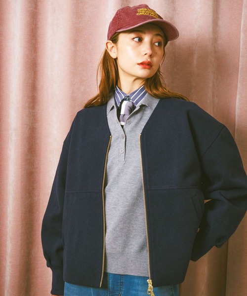 BAYFLOW（ベイフロー）の「ウールライクZIPブルゾン / Vネックノーカラーショートコート（ブルゾン・レディース・ライトブルー/ブラック/ライトグレー/ボルドー/モカ/ネイビー・SMALL/MEDIUM）」の5枚目の写真