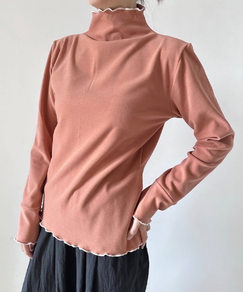 ReRe(リリ)の「選べる2TYPE×ネック配色パイピングトップス(Tシャツ/カットソー・レディース・ブラック/ライトブラウン/ベージュ/グリーン/テラコッタ/ホワイト・FREE)」の11枚目の写真