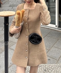 YUGA_YGMC　Square neck buttoned tweed dress